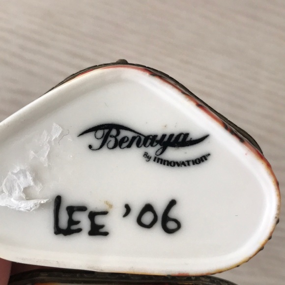 Vintage Benaya by Innovation Porcelain trinket box - Picture 6 of 6